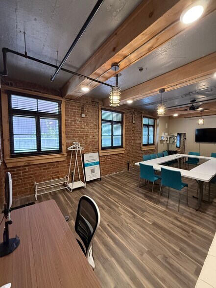 6 Main Street Ext, Plymouth, MA à louer - Photo intérieure – Image 3 sur 23