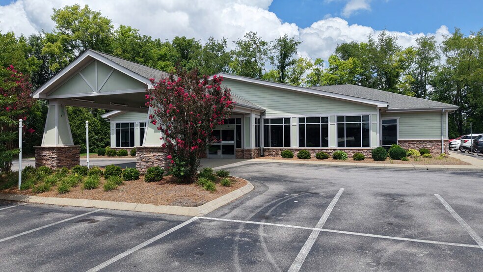 2485 Tiny Town Rd, Clarksville, TN à vendre - Photo de l’immeuble – Image 3 sur 9
