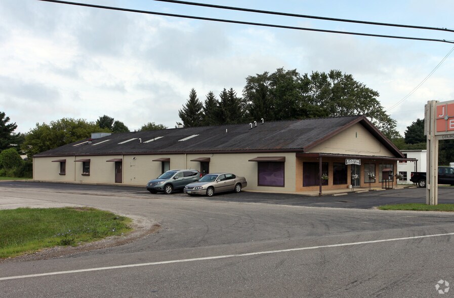 2730 lexington Ave, Mansfield, OH à louer - Photo de l’immeuble – Image 2 sur 12