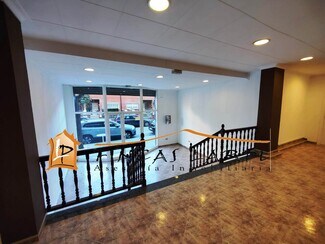 Plus de détails pour Local commercial à louer