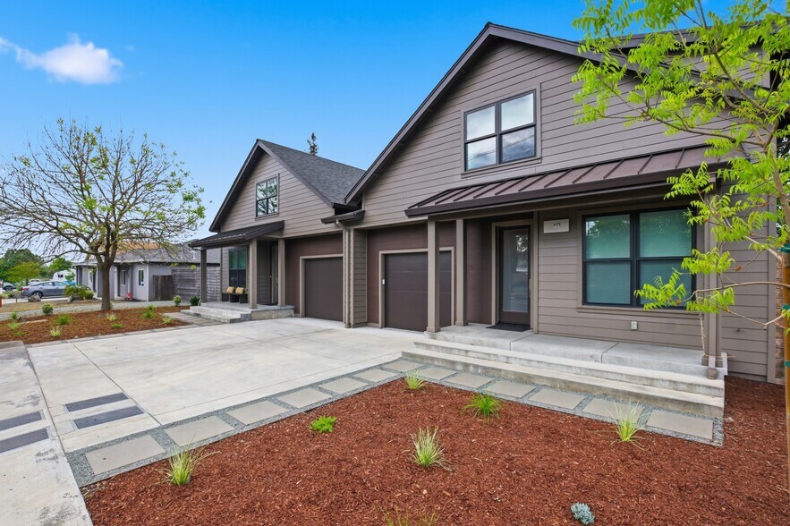 47-49 Ursuline Rd, Santa Rosa, CA à vendre - Photo de l’immeuble – Image 2 sur 56