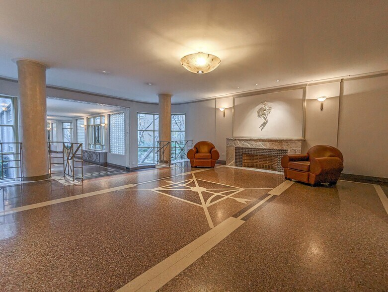 333 W 57th St, New York, NY à louer - Photo intérieure – Image 3 sur 5