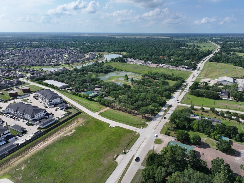 16607 Mueschke Rd, Cypress, TX à vendre - Photo de l’immeuble – Image 2 sur 67