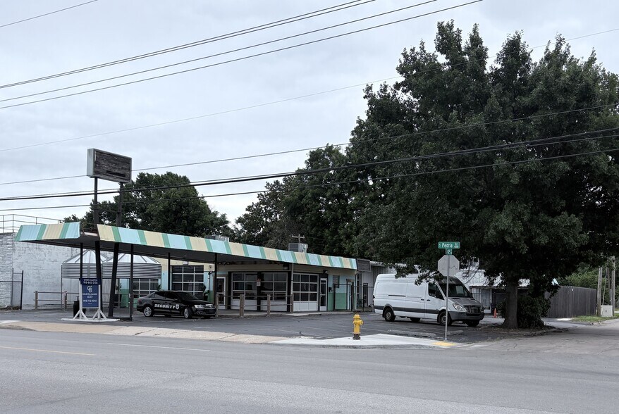 4225 S Peoria Ave, Tulsa, OK à vendre - Photo de l’immeuble – Image 2 sur 11