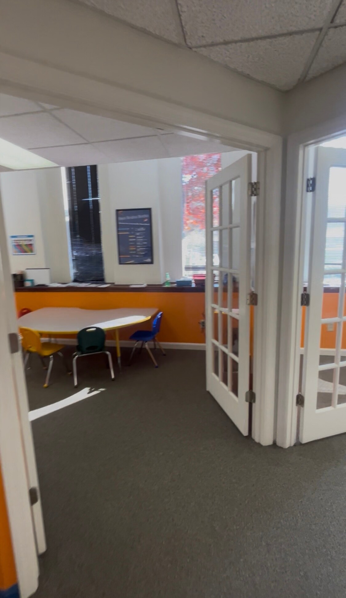 1100 Washington Ave, Carnegie, PA à louer Photo intérieure– Image 1 sur 8