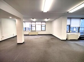 155 E 55th St, New York, NY à louer Photo intérieure– Image 2 sur 10