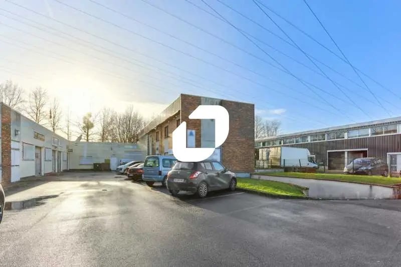 20 Rue Du Bel Air, Lisses à louer - Photo de l’immeuble – Image 1 sur 11