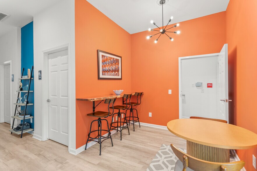 2802 Eric Ln, Burlington, NC à louer - Photo de l’immeuble – Image 3 sur 8
