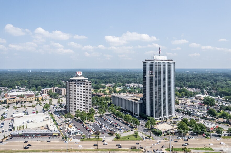 5050 Poplar Ave, Memphis, TN à louer - Photo de l’immeuble – Image 3 sur 19