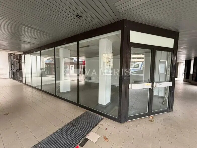 74 Rue De Bonnel, Lyon à louer - Hall d’entrée – Image 1 sur 3