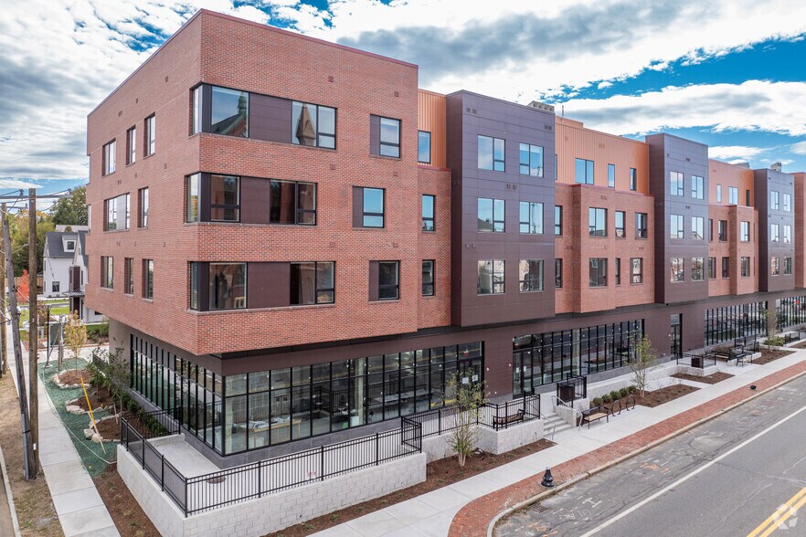 45 E Central St, Natick, MA à louer - Photo de l’immeuble – Image 2 sur 7