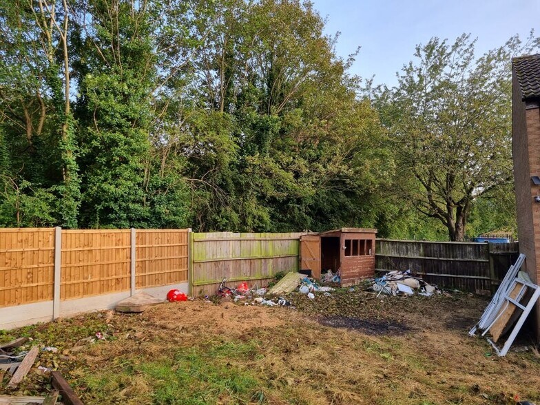Whitebeam Gdns, Nottingham à vendre - Photo de l’immeuble – Image 2 sur 3