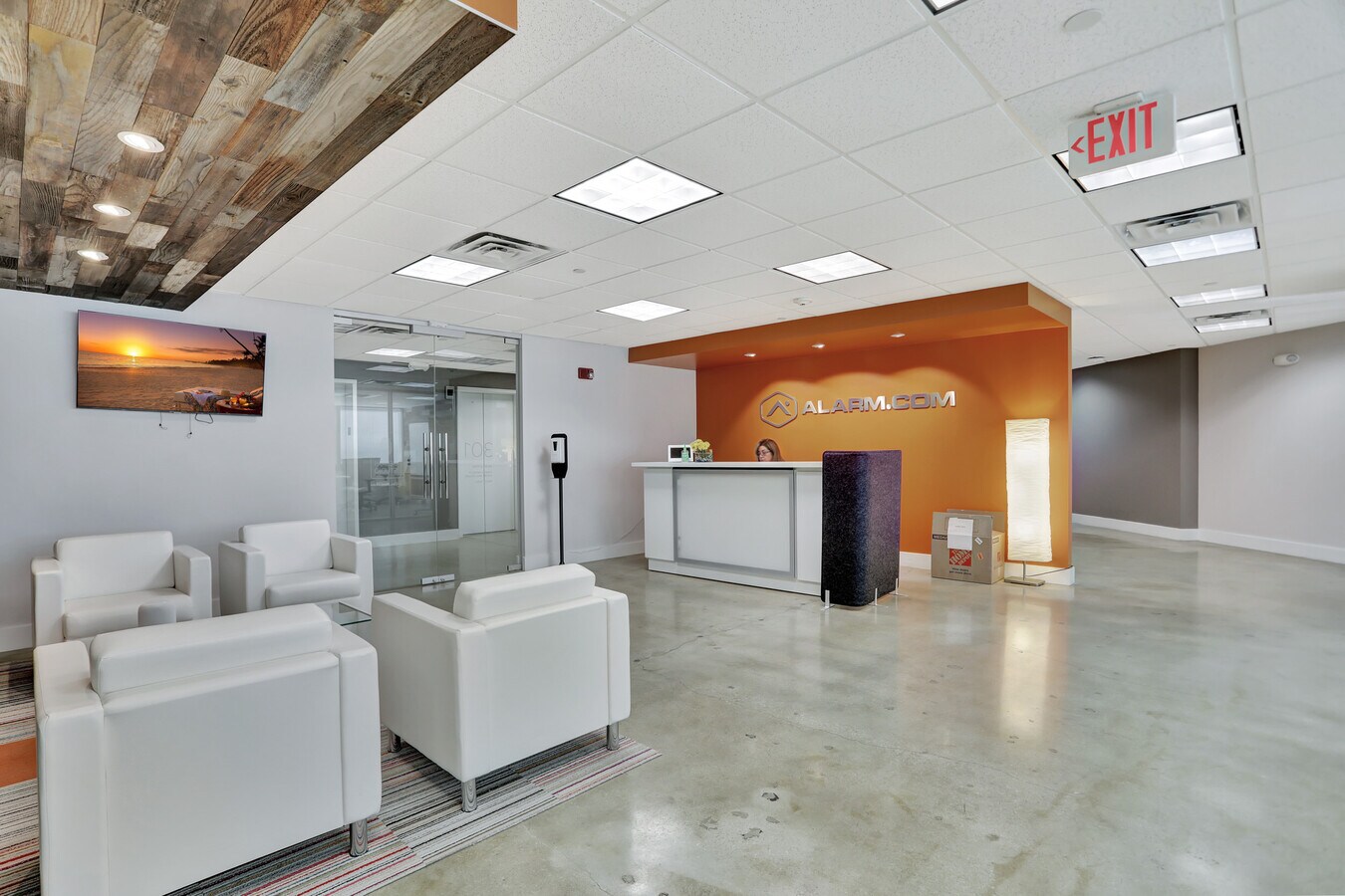200 S Andrews Ave, Fort Lauderdale, FL 33301 - Lot 300-303 -  - Photo intérieure - Image 1 of 24