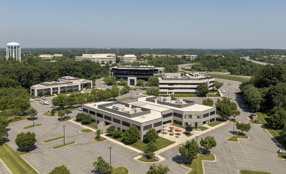 6750 Alexander Bell Dr, Columbia, MD à louer - Photo de l’immeuble – Image 3 sur 12
