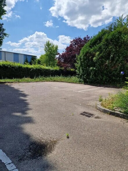 1 Zone D'Activite Des 4 Vents, Boissy-l'Aillerie à louer - Photo de l’immeuble – Image 3 sur 13