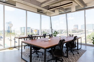 7250 N Dallas Pky, Plano, TX à louer Photo intérieure– Image 2 sur 5