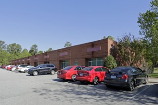 Plus de détails pour 8431 Garvey Dr, Raleigh, NC - Local d'activités à louer