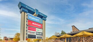 Plus de détails pour 1500 Banks Rd, Kelowna, BC - Local commercial à louer