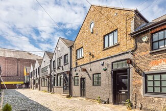 Plus de détails pour 10-11 Hatherley Mews, Londres - Bureau à louer