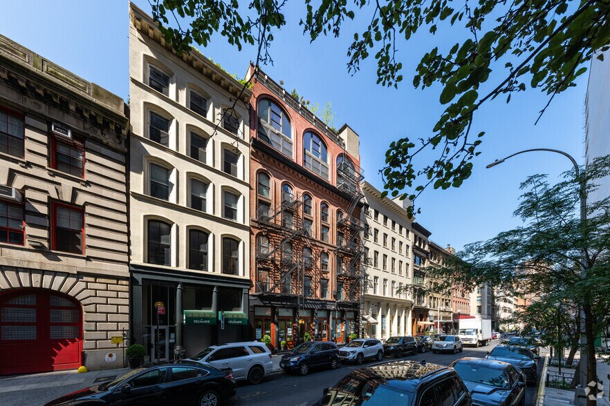 110 Duane St, New York, NY à louer - Photo de l’immeuble – Image 1 sur 4