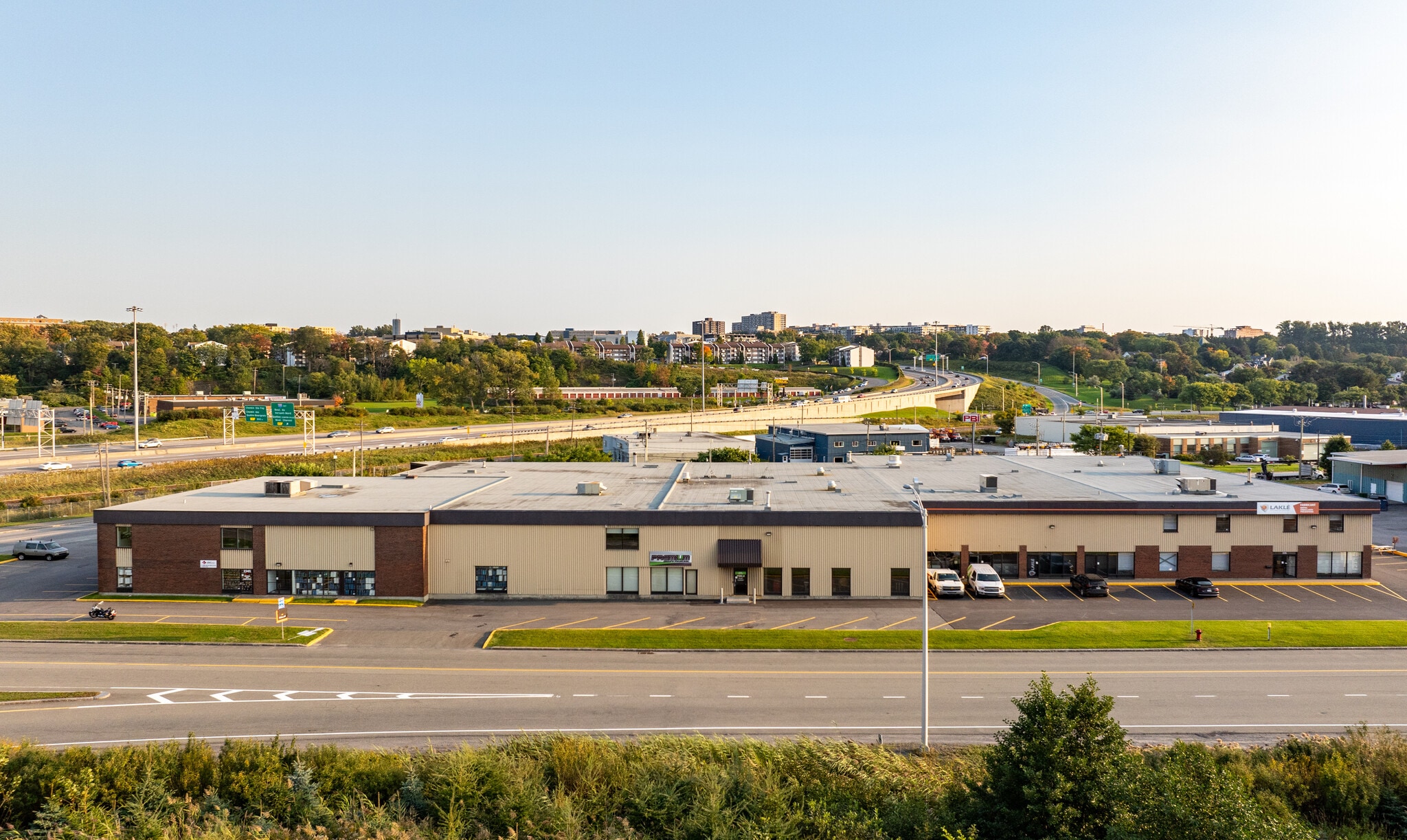2345-2349 Av Dalton, Québec, QC à louer Photo de l’immeuble– Image 1 sur 1