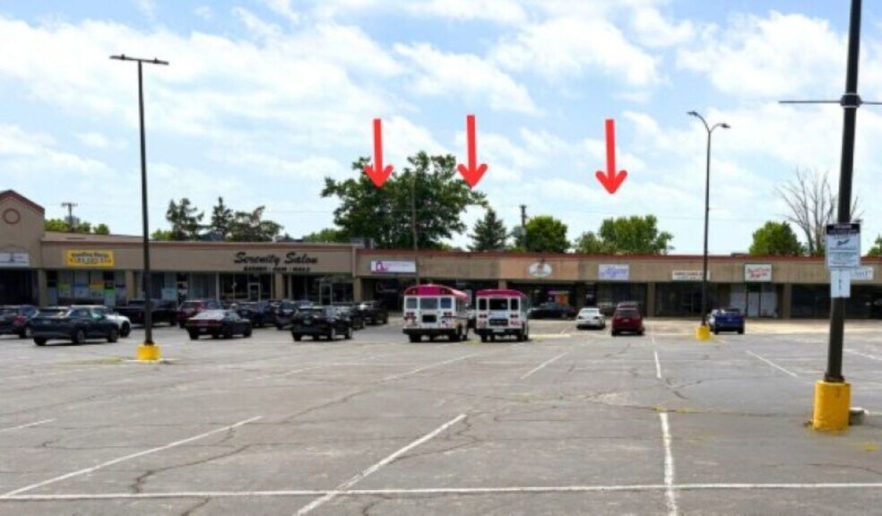 4604-4642 Salem Ave, Dayton, OH à louer - Photo de l’immeuble – Image 1 sur 6