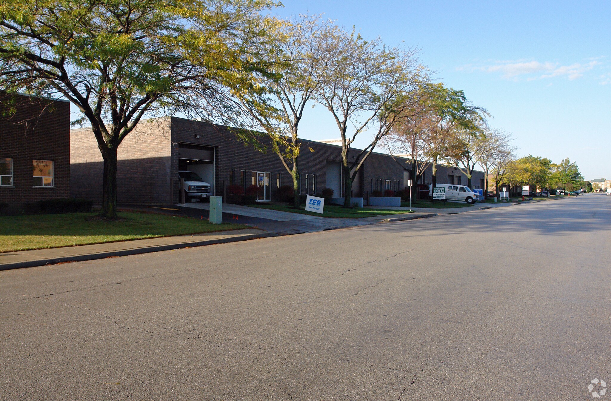1341-1371 Howard St, Elk Grove Village, IL à vendre Photo principale– Image 1 sur 6