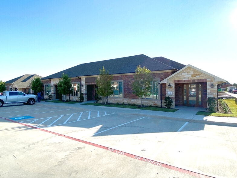 8018 Preston, Frisco, TX à vendre - Photo principale – Image 1 sur 11