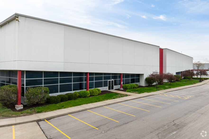 3850 NE Kimball Dr, Kansas City, MO à louer - Photo principale – Image 1 sur 4