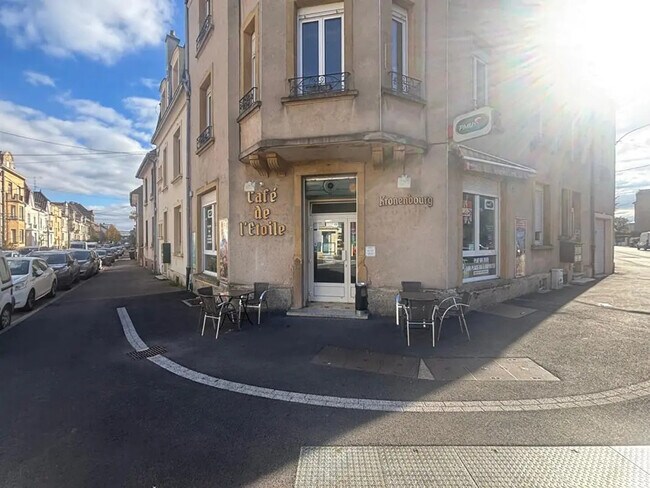 Plus de détails pour Local commercial à vendre