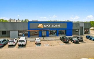 Plus de détails pour 198 NE Northtown Dr, Blaine, MN - Local commercial à vendre
