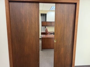 140 Metro Park, Rochester, NY à louer Photo intérieure– Image 1 sur 7