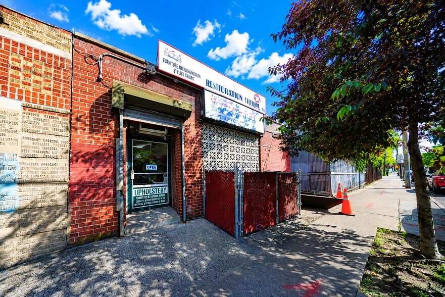 2430 Stillwell Ave, Brooklyn, NY à vendre - Photo de l’immeuble – Image 2 sur 22