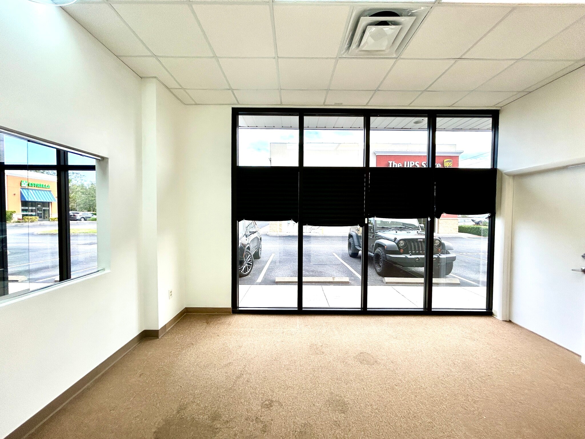 5045-5077 Fruitville Rd, Sarasota, FL à louer Photo intérieure– Image 1 sur 4