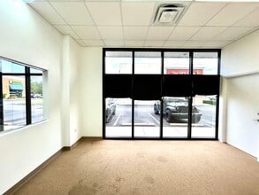 5045-5077 Fruitville Rd, Sarasota, FL à louer Photo intérieure– Image 1 sur 4