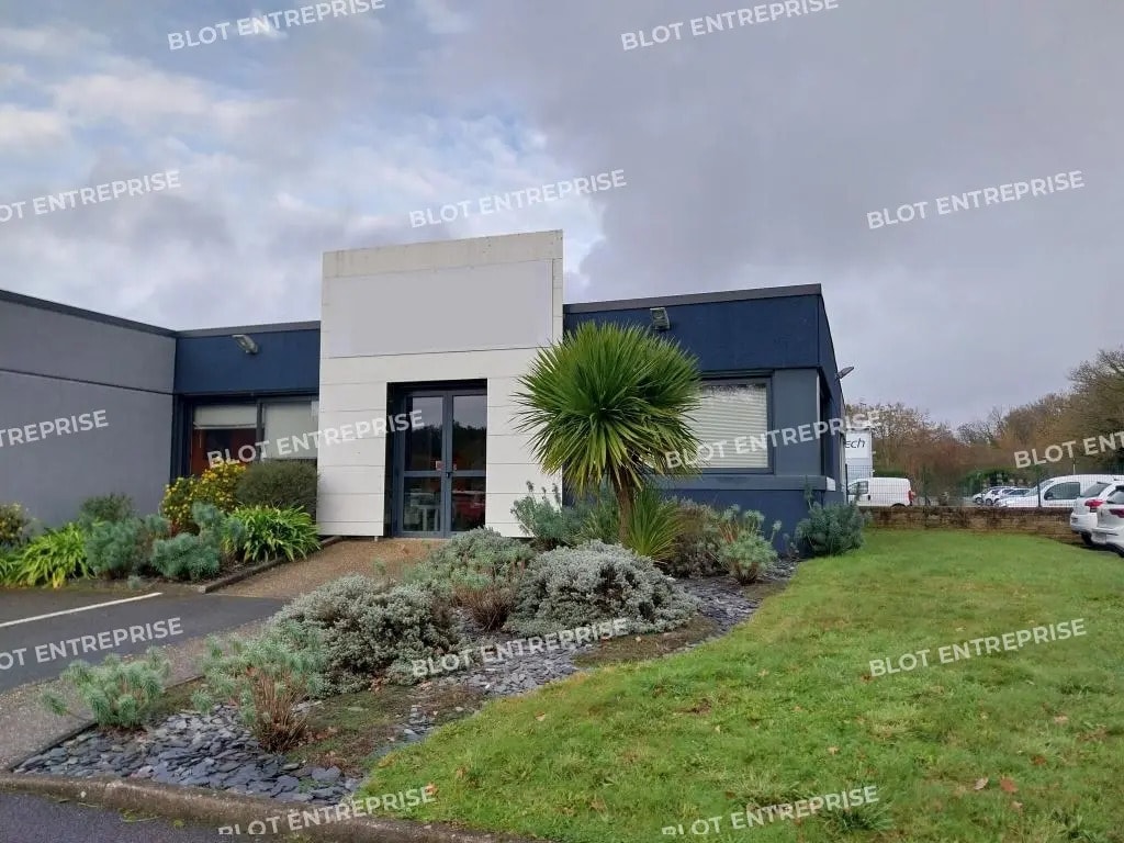 Bureau dans Crach à vendre Photo principale– Image 1 sur 5