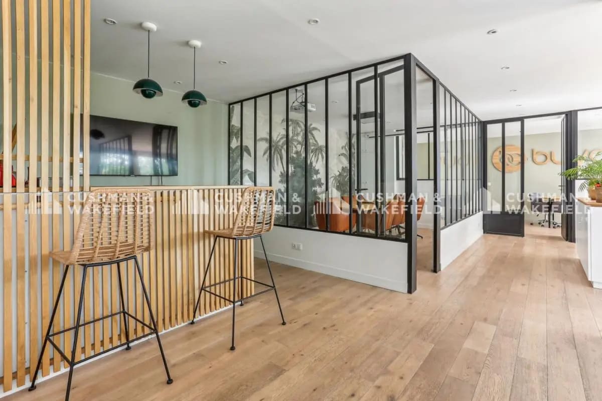 Bureau dans Puteaux à louer Photo de l’immeuble– Image 1 sur 11