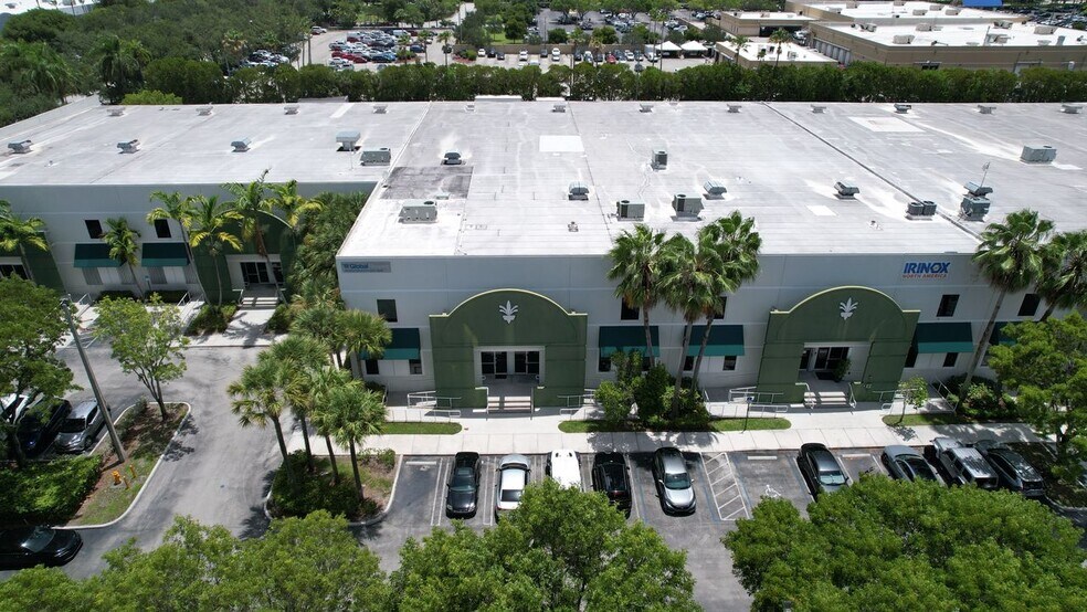 9990 NW 14th St, Miami, FL à vendre - Photo de l’immeuble – Image 2 sur 22