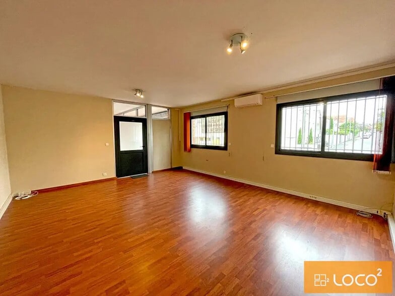 184 Avenue Antoine De Saint Exupéry, Toulouse à louer - Photo de l’immeuble – Image 2 sur 8