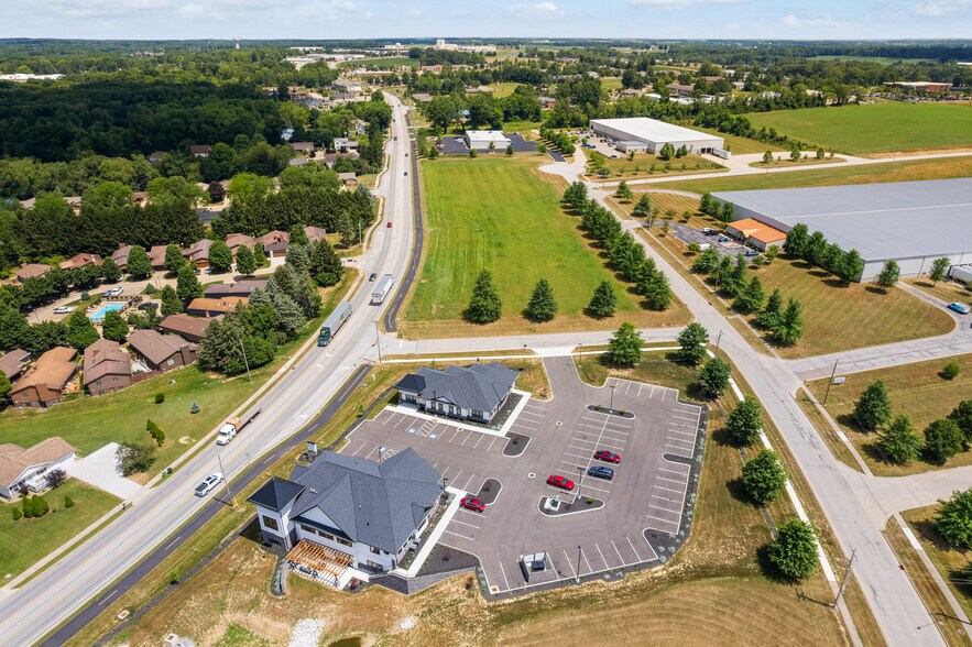 2281 Merit Dr, Wooster, OH à louer - Photo de l’immeuble – Image 3 sur 21