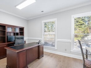 6512 Six Forks Rd, Raleigh, NC à louer Photo intérieure– Image 1 sur 2