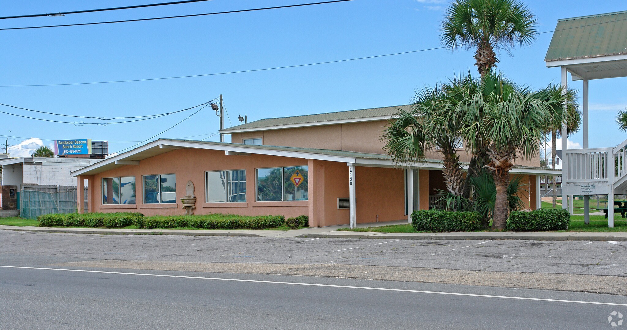 17120 Front Beach Rd, Panama City Beach, FL à louer Photo de l’immeuble– Image 1 sur 3