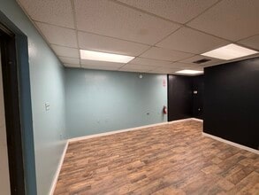 203 E 3rd St, Sanford, FL à louer Photo intérieure– Image 1 sur 6