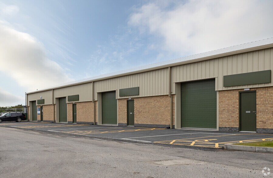8 Skellingthorpe Rd, Saxilby à louer - Photo de l’immeuble – Image 2 sur 5