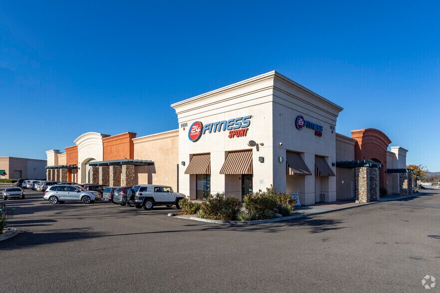 9880-9902 Mission Gorge Rd, Santee, CA à louer - Photo principale – Image 1 sur 10