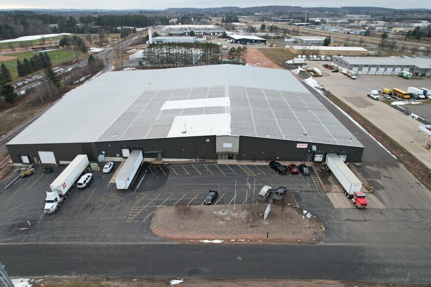 840 62nd Ave S, Wausau, WI à vendre - Photo principale – Image 1 sur 15