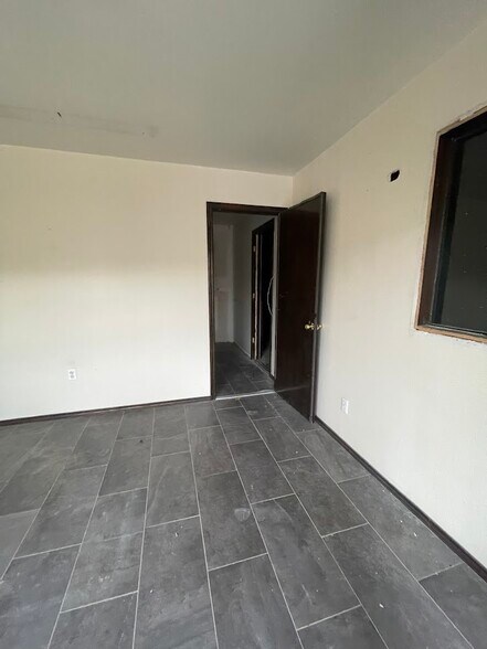 137 S Bentsen Palm Dr, Mission, TX à vendre - Photo de l’immeuble – Image 3 sur 7