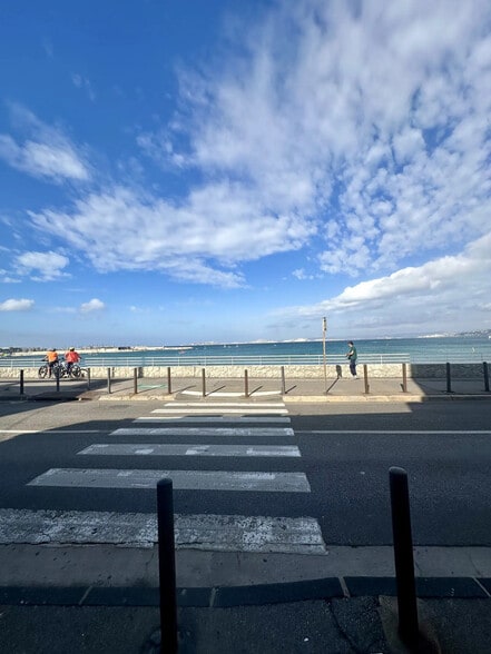 85 Avenue De La Pointe Rouge, Marseille à louer - Aérien – Image 2 sur 2