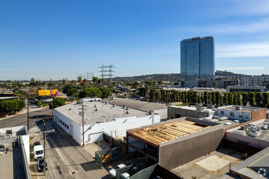 3049-3051 La Cienega Blvd, Culver City, CA à louer - Photo de l’immeuble – Image 3 sur 40