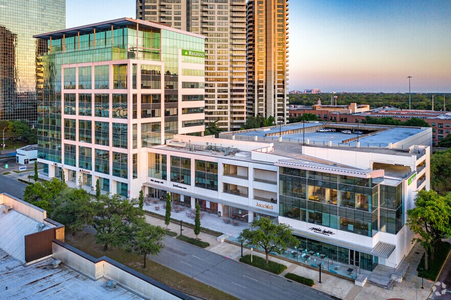 3773 Richmond Ave, Houston, TX à louer - Photo de l’immeuble – Image 2 sur 2